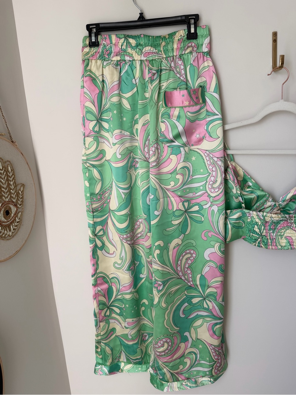 Camila Coelho Green & Pink Swirl Pucci crop top and wide leg pant Set - Picture 9 of 10